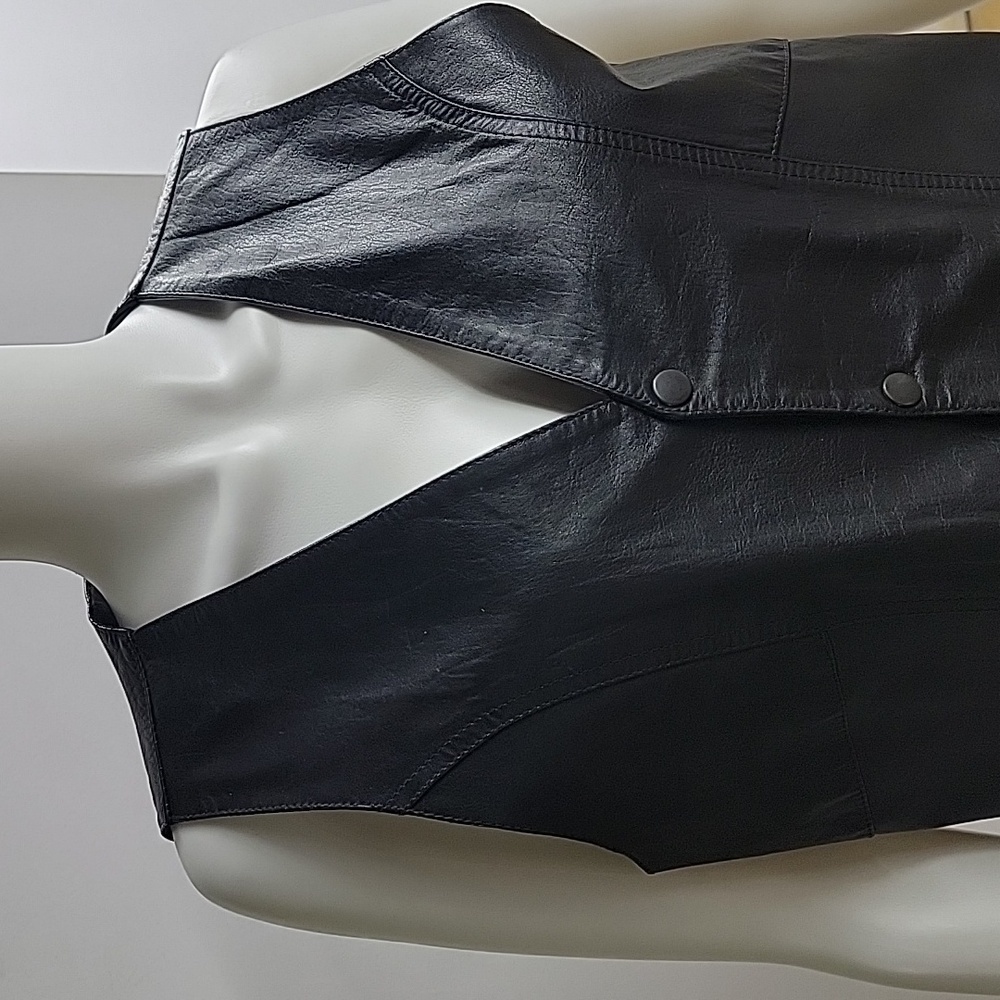 VETO Canada 100% Leather Button Snap Down Vest - Picture 2 of 11